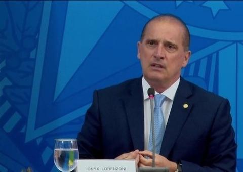 Onyx Lorenzoni diz que está com Covid-19