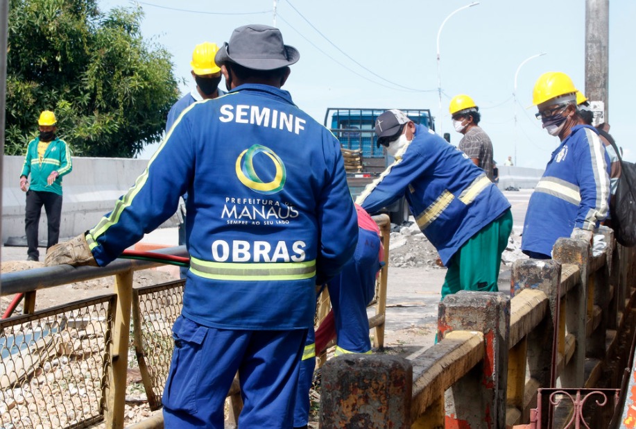 Obras de revitalização da ponte do Educandos são retomadas em Manaus