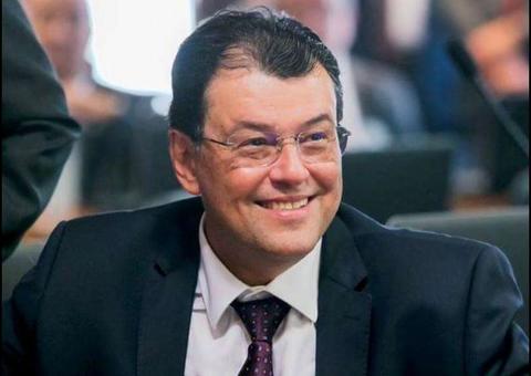 Eduardo Braga é um dos 100 mais influentes do Congresso Nacional