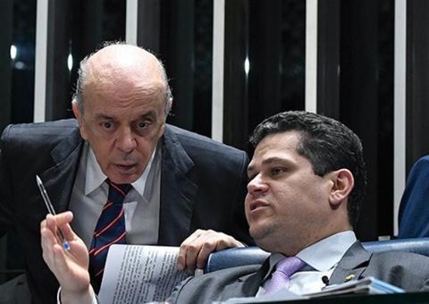 A pedido de Alcolumbre, PF é impedida de cumprir mandado em gabinete de Serra no Senado