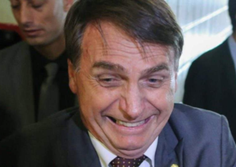 'BolsoBeck': Traficantes usam foto de Bolsonaro em drogas
