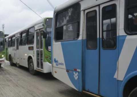 Nova linha de ônibus que interliga terminais passa a circular em Manaus