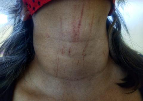 Homem espanca companheira na frente da filha em Manaus 