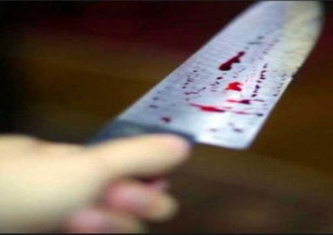 Mulher é esfaqueada e abandonada para morrer em ramal de Manaus