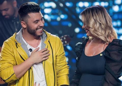 Marília Mendonça completa 25 anos e ganha homenagem de Murilo Huff