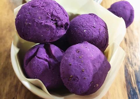 Pãozinho de batata roxa é fitness e delicioso; aprenda 