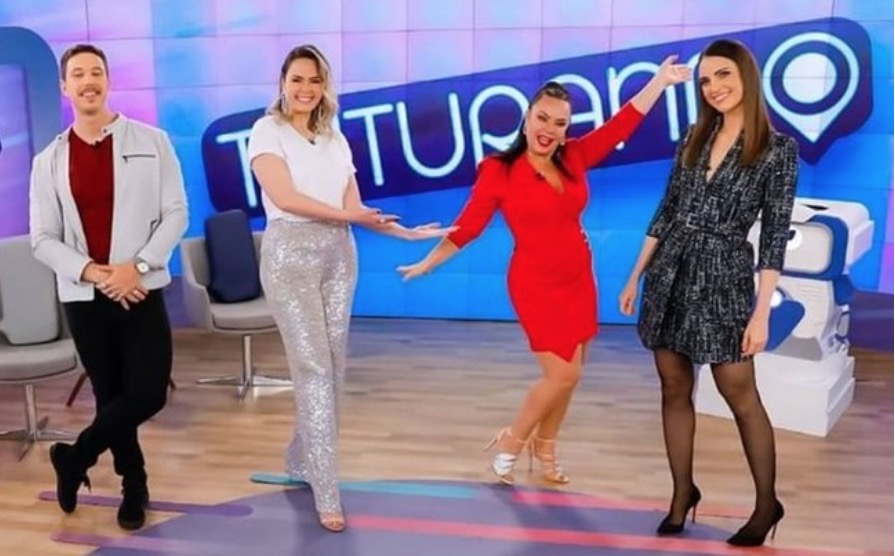 De surpresa, Silvio Santos acaba com ‘Triturando’ e lança novo programa