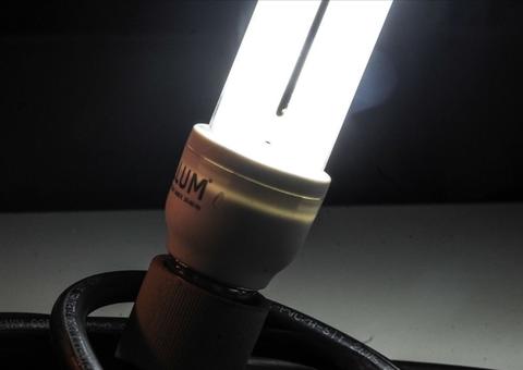 Ministro diz que 10 milhões de famílias não precisam pagar conta de luz 