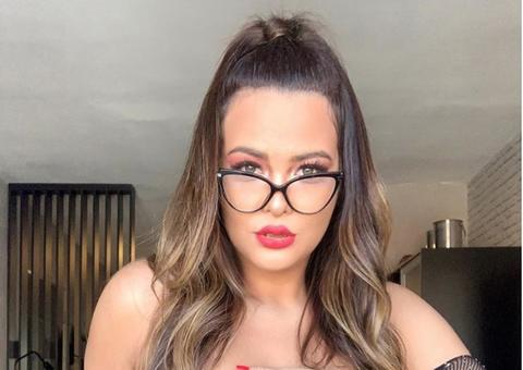 Geisy Arruda ultrapassa limites e mostra tudo em alta resolução