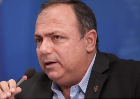Pazuello foi alertado de que pandemia poderia durar até 2 anos no Brasil