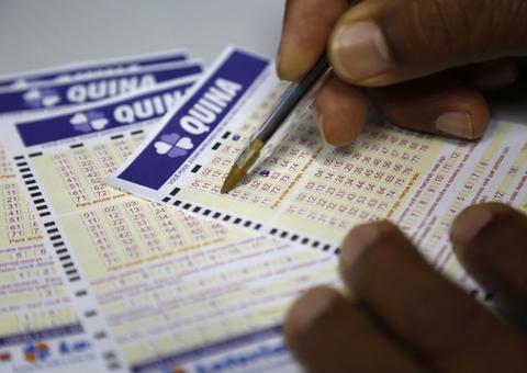 Três apostas dividem prêmio recorde da Quina de R$ 34,6 milhões; confira os números 