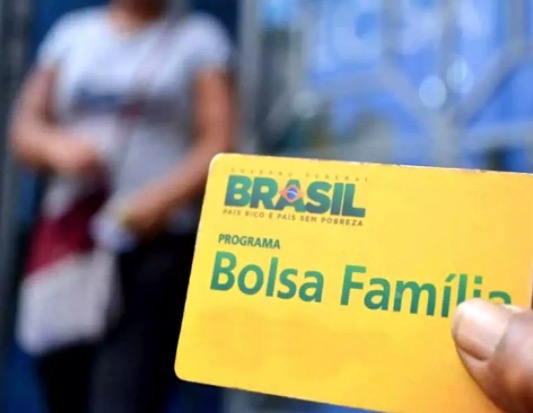 Governo amplia prazo para saque do Bolsa Família durante pandemia