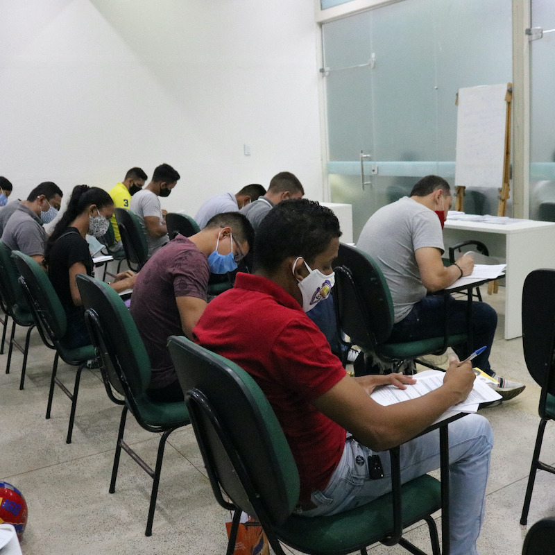 Sine faz recrutamento de 400 candidatos a emprego em Manaus
