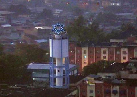 Chamado de 'Arão', traficante invade comunidades e cria o 'Complexo de Israel'