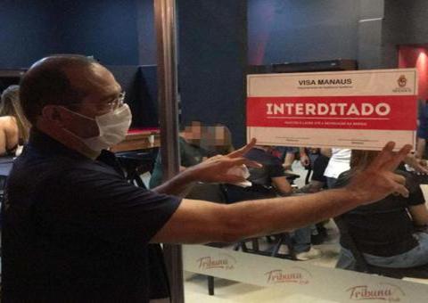 Bares e botecos de Manaus são fechados por aglomerações e irregularidade