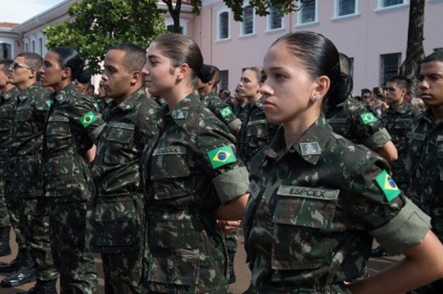 Com salário de R$ 11 mil, inscrições em concurso do Exército encerram essa semana no Amazonas
