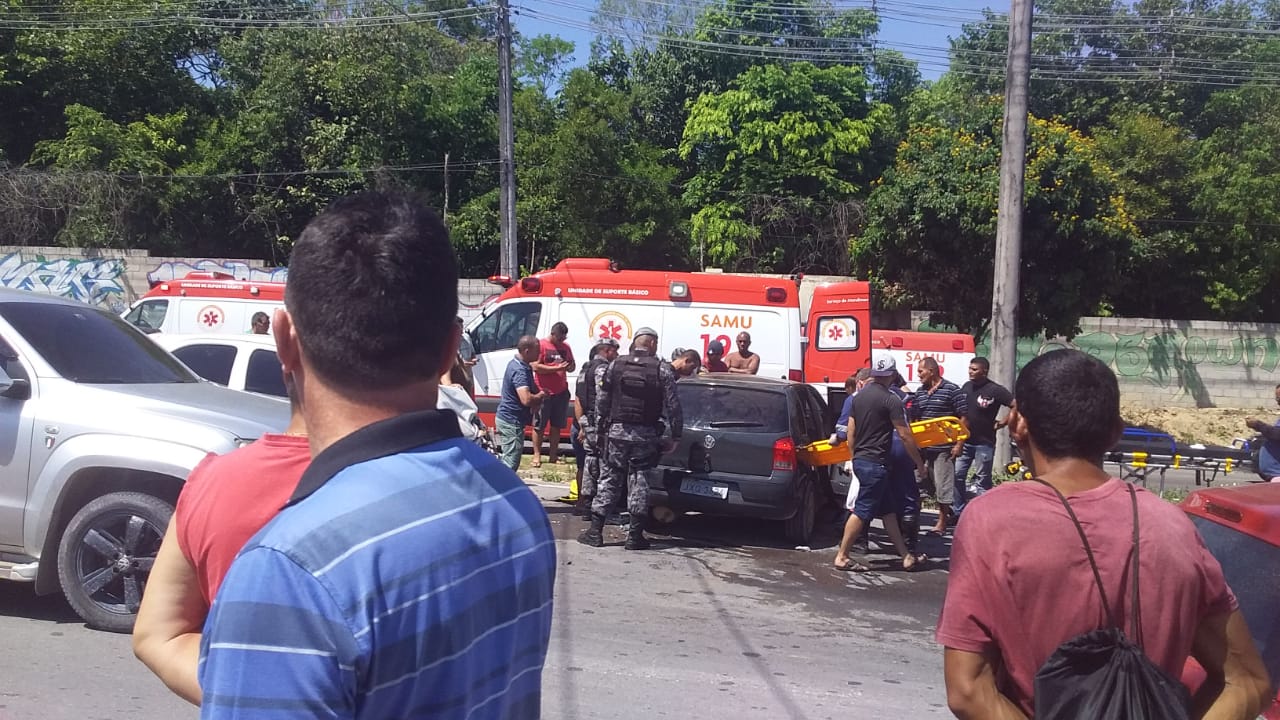 Motorista causa grave acidente ao fazer retorno proibido em avenida de Manaus