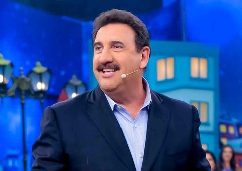 No Dia dos Avós, Ratinho posta foto rara dos netos e encanta seguidores