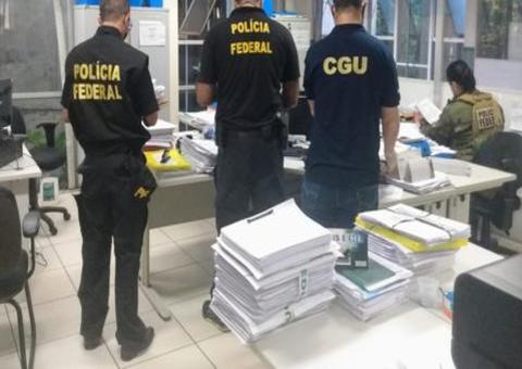 Casa de governador e gabinete da primeira-dama são alvos de operação da PF