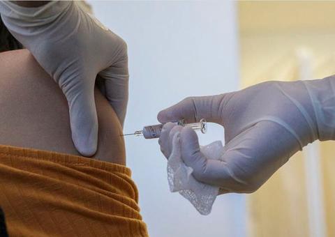 Vacina contra covid-19 pode estar disponível em janeiro, diz Doria