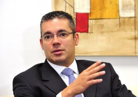 Josué Neto apresenta melhora, mas permanece internado após acidente de Jet Ski 