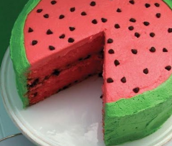 Diferentão: Aprenda a fazer Bolo de Melancia 