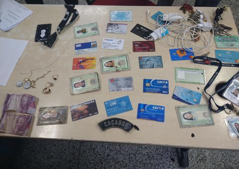 Grávida de cinco meses é presa após roubar ônibus da linha 321 em Manaus 