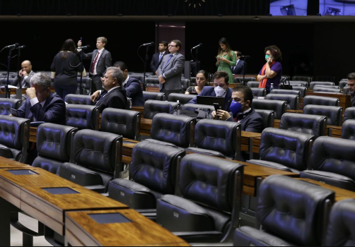 Câmara rejeita mudanças à MP que regulamenta auxílio a setor cultural