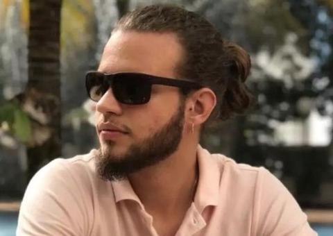 Investigação aponta que estudante picado por naja exercia medicina veterinária ilegalmente 