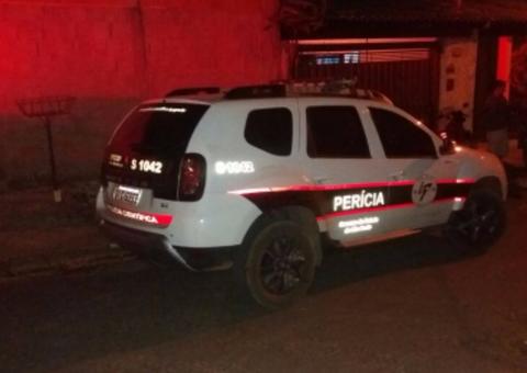 Pai mata filho com facada no coração durante briga 