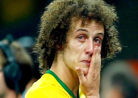 Construtora vai ter que indenizar David Luiz por propaganda do 7 a 1