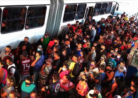 Vereador sugere antecipar em uma hora rotas matinais dos ônibus em Manaus