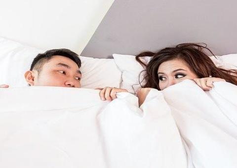 Estudo revela a pior hora do dia para ter relações sexuais; descubra