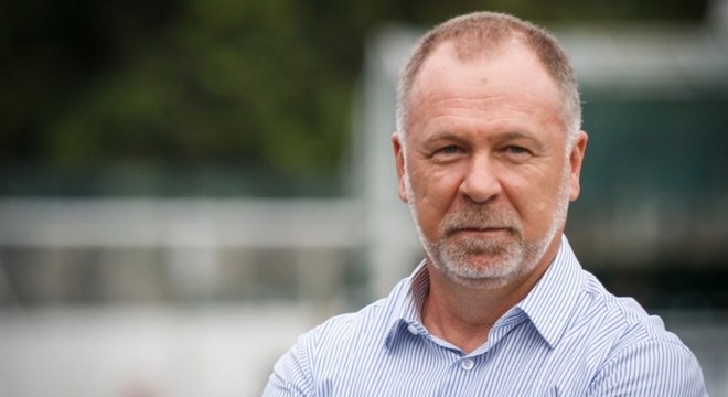 Mano Menezes vence disputa judicial milionária contra Cruzeiro