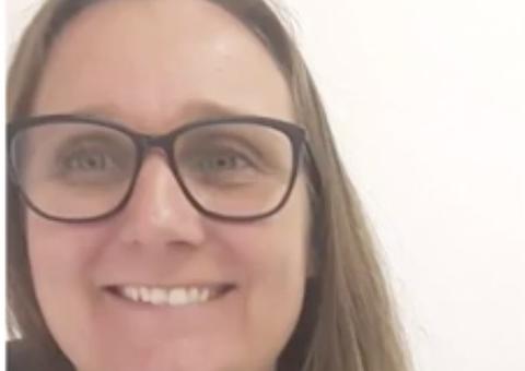 Celular revela que professora de jovem picado por Naja mandou estudantes soltarem cobras