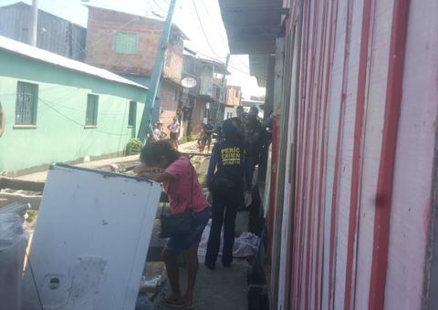 Homem assassinado em rip-rap de Manaus é ex-presidiário, revela mãe 