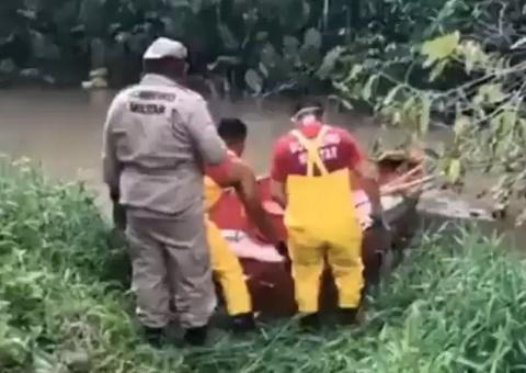 Corpo de idoso que caiu em rio é resgatado no Amazonas 