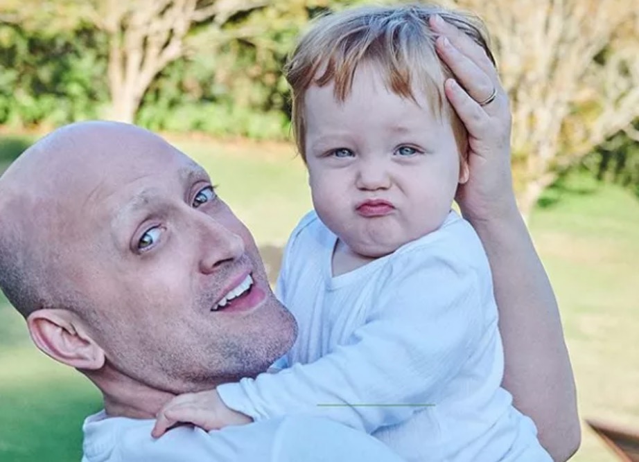 Paulo Gustavo comemora 1 ano do filho Romeu com texto emocionante