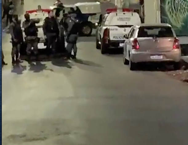 Na calada da noite, suposta granada é encontrada e assusta moradores em Manaus