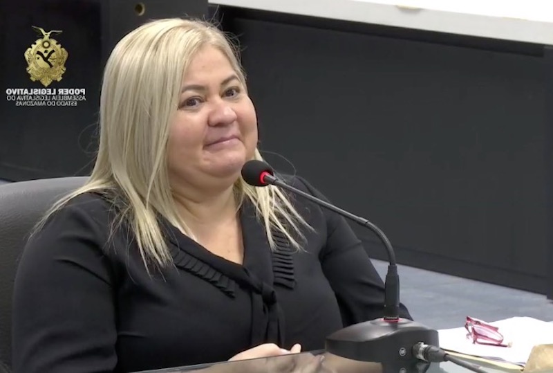 Ex-secretária vê caos na Susam e assume ter cometido erro primário