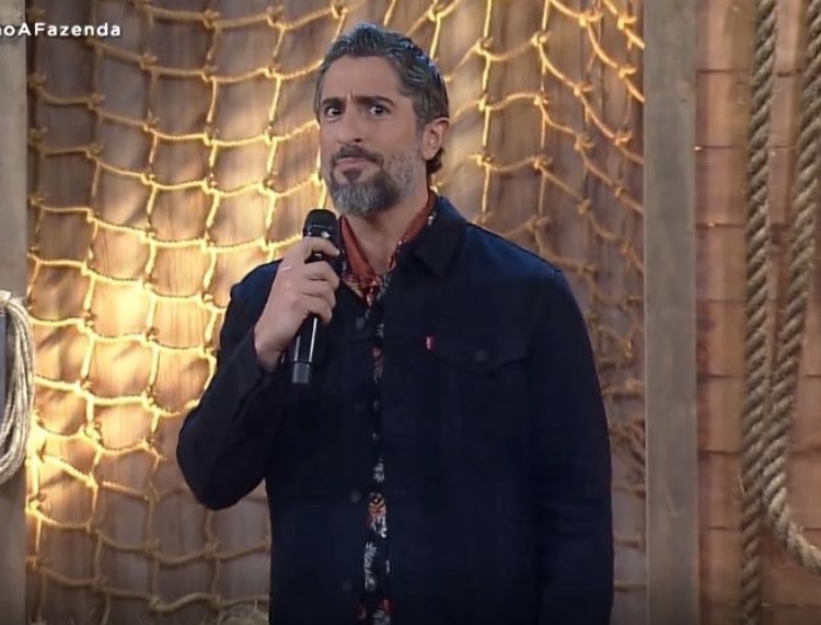 Quatro famosos ficarão confinados, mas não entrarão em A Fazenda 