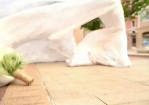 Vídeo: Noiva é supreendida durante ensaio fotográfico no momento de explosão em Beirute