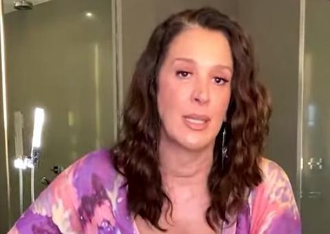 Claudia Raia revela que primeiro beijo foi com mulher e lembra barraco com Alexandre Frota