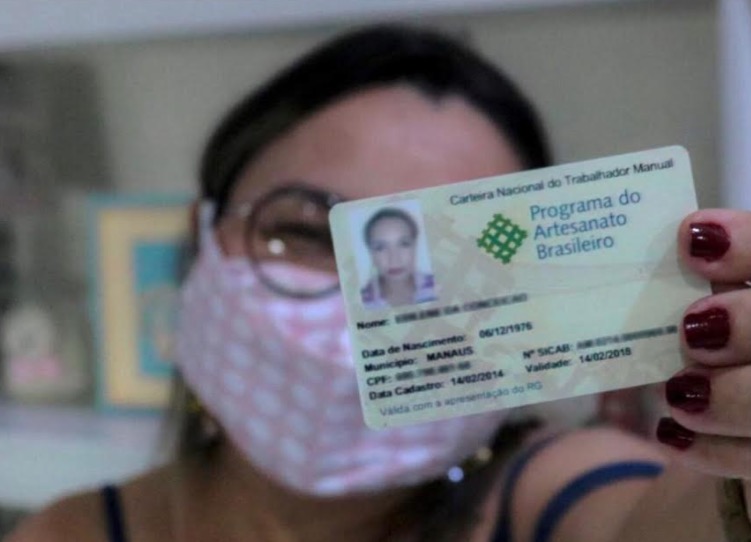 Secretaria cria canal de atendimento para renovação da carteira do artesão em Manaus