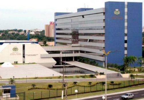 Aleam cogita diminuir restrição de acesso a prédio em Manaus