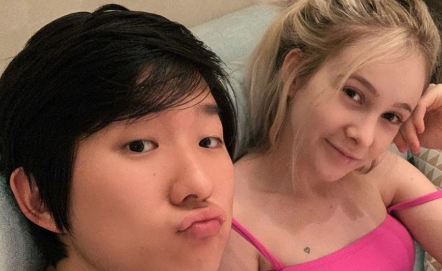 Mulher de Pyong Lee diz que ele não toma banho há 1 semana: 'a casa tem 9 banheiros'