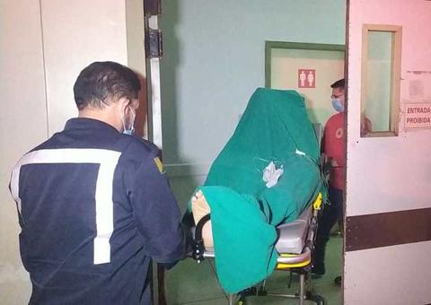 Vigilante dispara arma acidentalmente e tiro atinge a própria perna