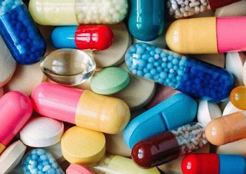 Três empresas podem faturar R$ 7,97 milhões com medicamentos em Manicoré