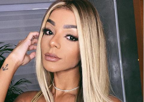 Esposa de Ludmilla exibe gominhos no abdômen após Lipo Lad