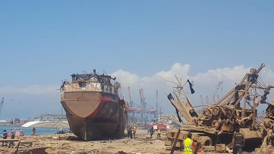 Funcionários de porto são detidos por explosão em Beirute 